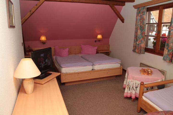 Hotel Et Spa Du Scharrach Scharrachbergheim-Irmstett Room photo